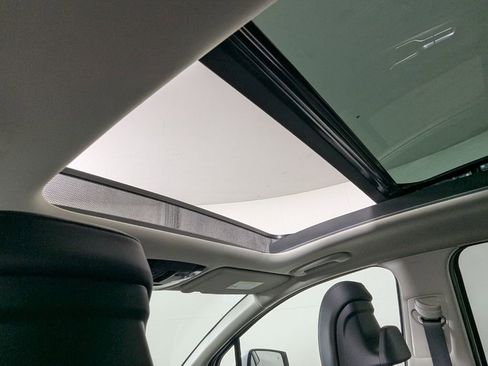 New 2026 Kia Sportage EX w/ EX Panorama Roof Package FWD image 24