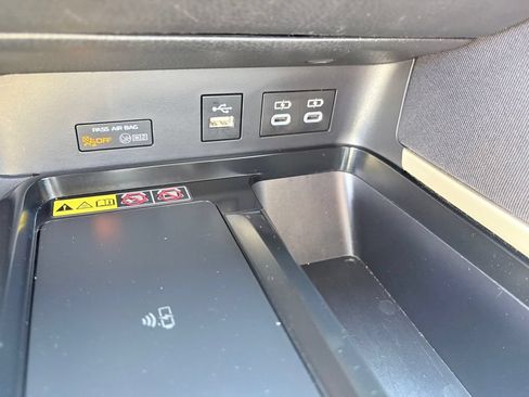Used 2025 Toyota Camry LE FWD image 21