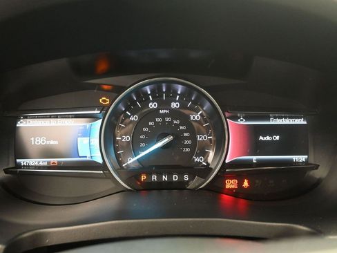 Used 2018 Ford Explorer XLT w/ Equipment Group 201A image 14