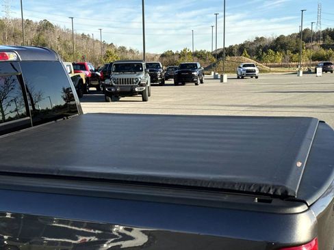 Used 2021 RAM 1500 Big Horn image 12