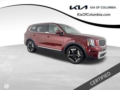 Used 2024 Kia Telluride S w/ S Sunroof Package