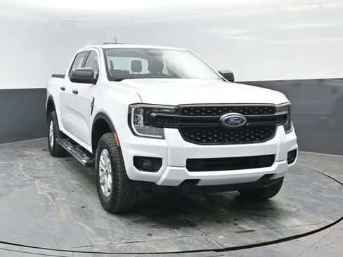 Used 2024 Ford Ranger XL image 2