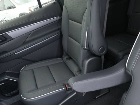 New 2026 Buick Enclave Sport Touring w/ Power Package AWD/4WD image 15