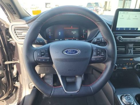 Used 2025 Ford Escape ST-Line AWD/4WD image 30