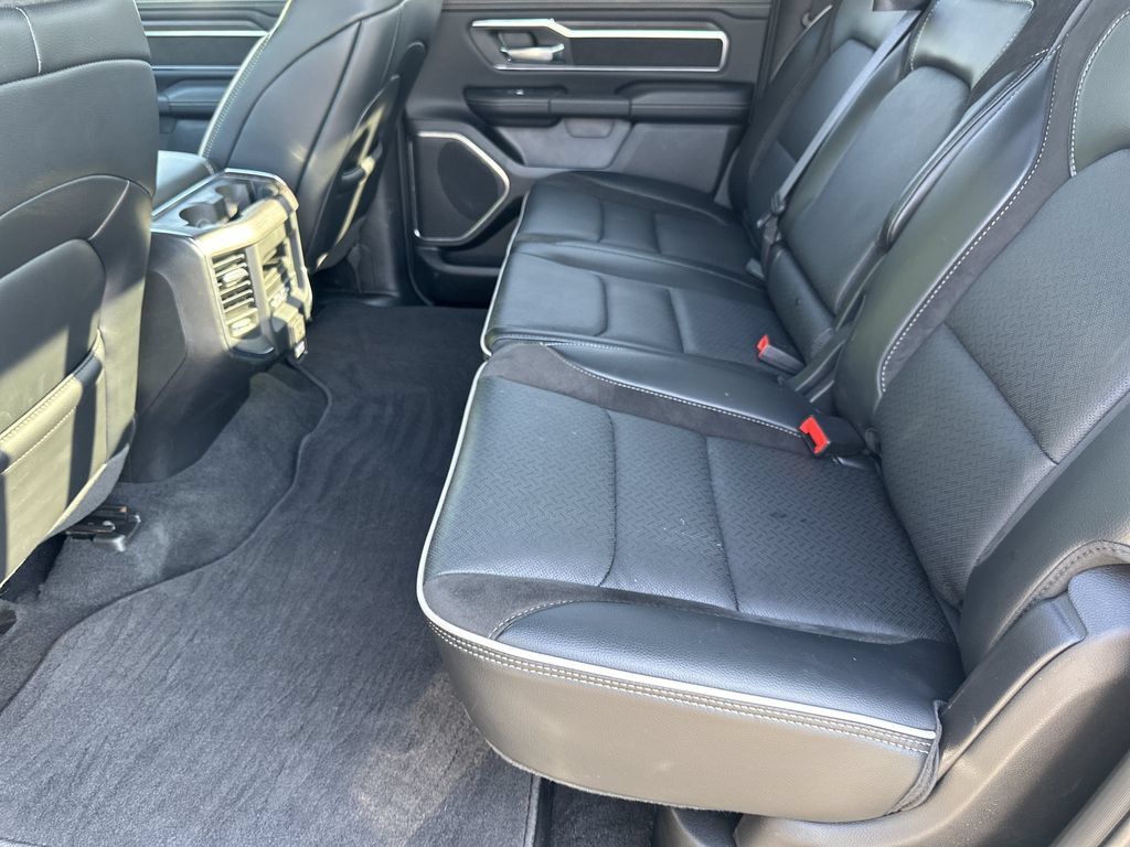 Used 2026 RAM 1500 Laramie AWD/4WD image 15