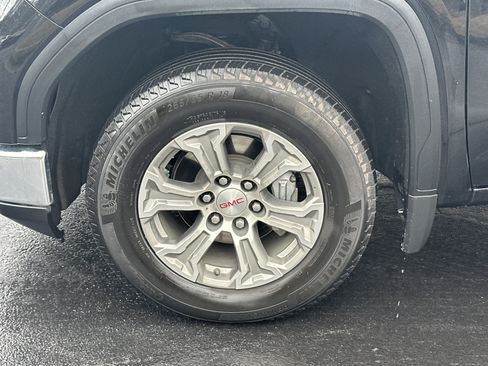 Certified 2025 GMC Sierra 1500 SLT image 13