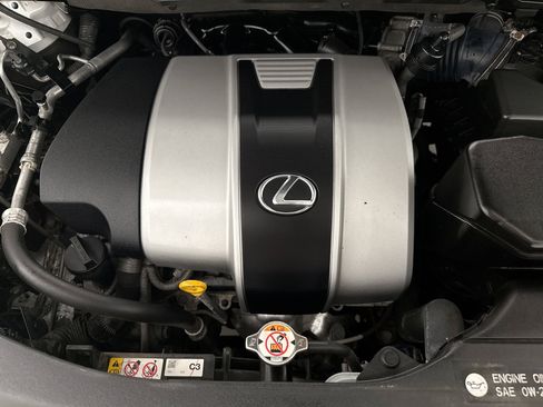 Used 2021 Lexus RX 350L Premium w/ Premium Package AWD/4WD image 28