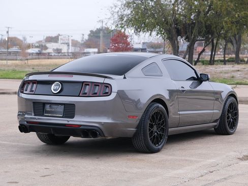Used 2013 Ford Mustang GT Premium w/ Security Pkg image 9