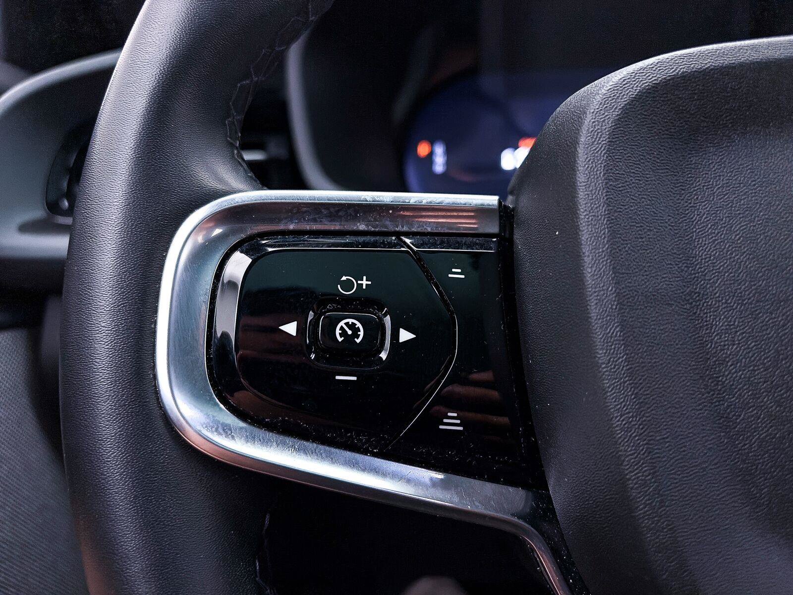Used 2021 Polestar Polestar 2 w/ Performance Package AWD/4WD image 30