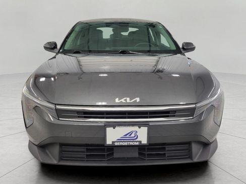 Used 2025 Kia K4 FWD image 38