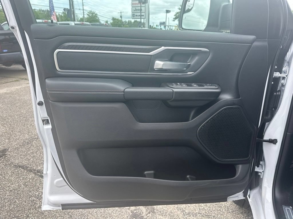 New 2026 RAM 1500 Big Horn AWD/4WD image 12
