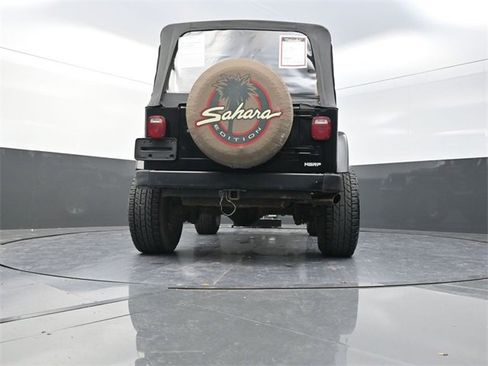 Used 1998 Jeep Wrangler Sahara image 22