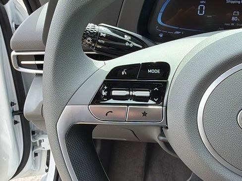 New 2026 Hyundai Elantra SE image 27