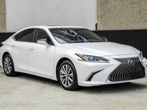 Used 2021 Lexus ES 350 w/ Premium Package FWD image 8