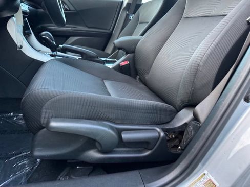 Used 2016 Honda Accord LX image 6