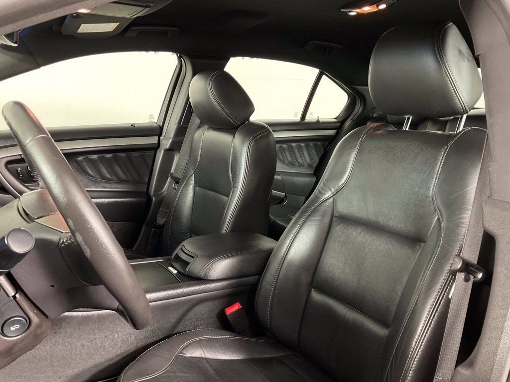 Used 2015 Ford Taurus SEL w/ Equipment Group 201A FWD image 14