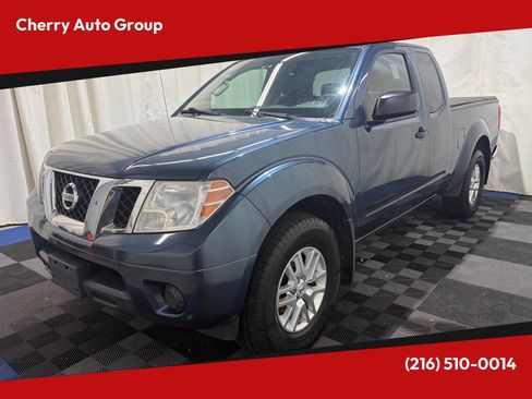 Used 2014 Nissan Frontier SV AWD/4WD image 1