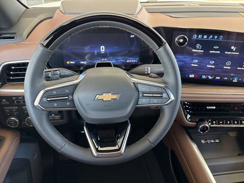 New 2026 Chevrolet Suburban High Country image 32