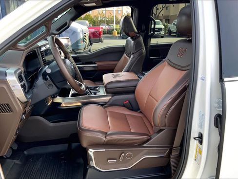 Used 2025 Ford F150 King Ranch w/ FX4 Off-Road Package image 8