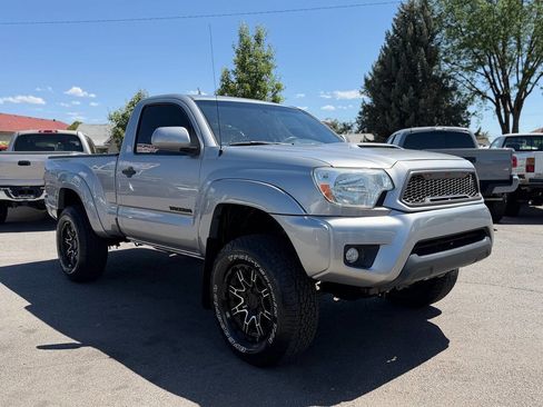 Used 2014 Toyota Tacoma 4x4 Regular Cab image 24