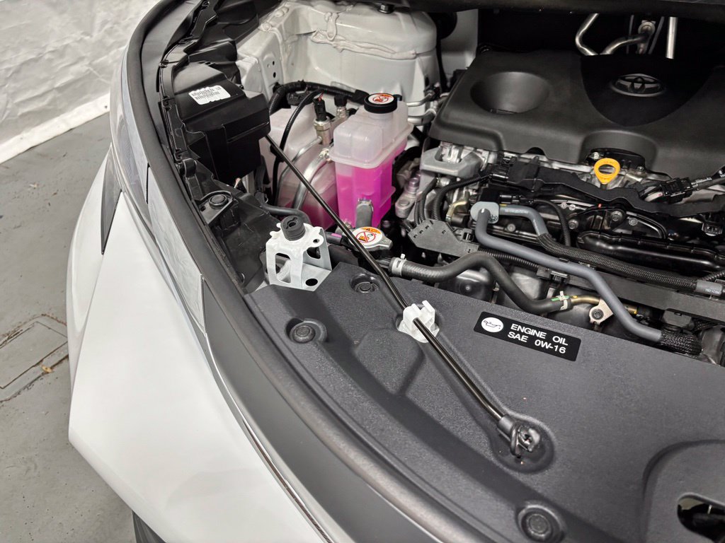 Used 2026 Toyota Sienna LE FWD image 71