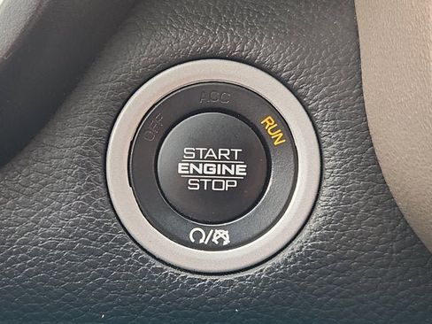 Used 2022 RAM 1500 Laramie image 25