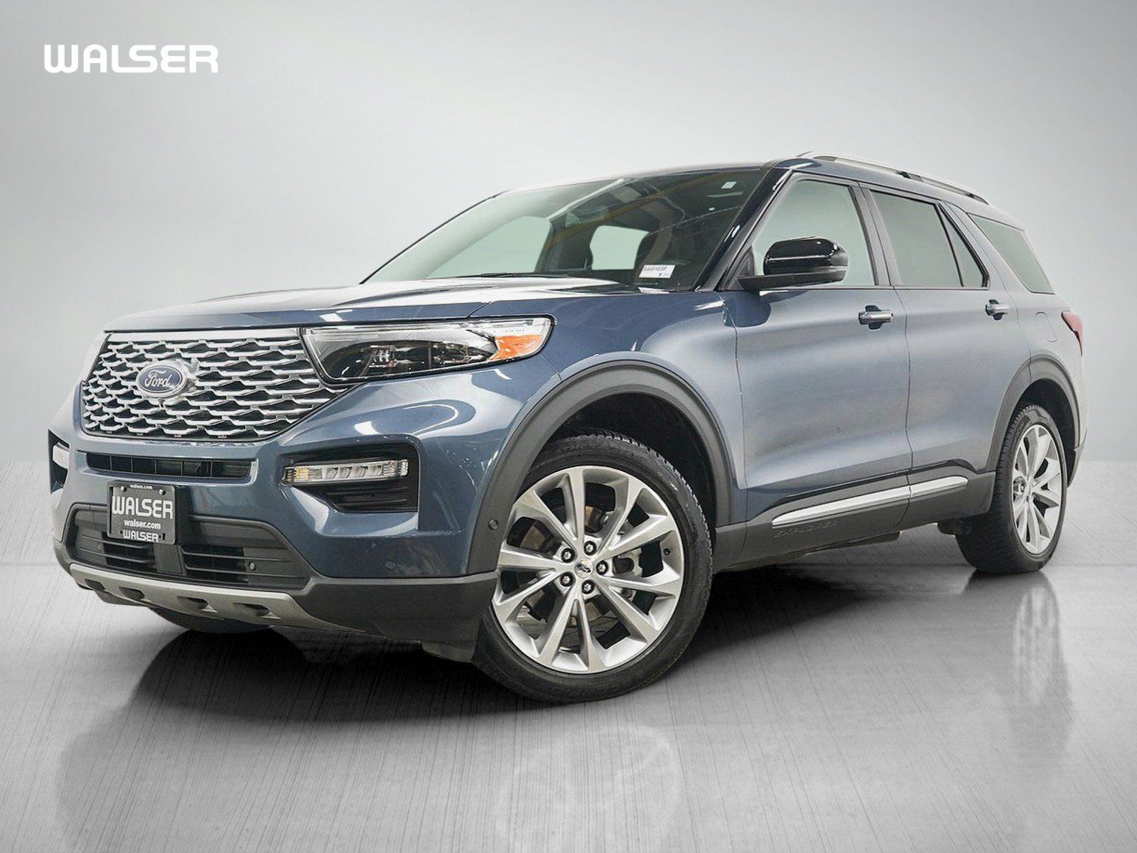 Used 2021 Ford Explorer Platinum w/ Equipment Group 601A AWD/4WD image 1