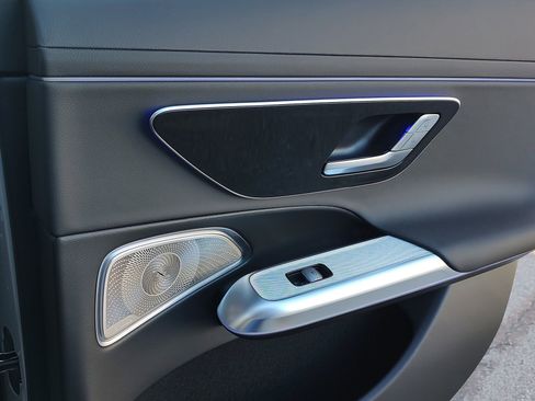 Used 2025 Mercedes-Benz E 350 Sedan image 45