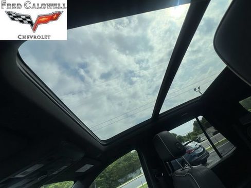 Used 2023 Chevrolet Tahoe Premier AWD/4WD image 24