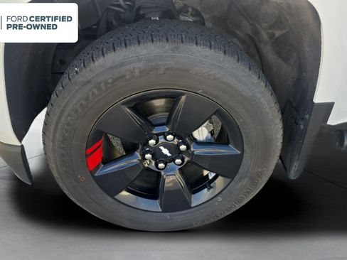 Used 2018 Chevrolet Colorado LT w/ Redline Special Edition AWD/4WD image 17