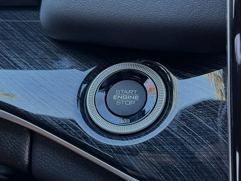 New 2023 Jeep Grand Cherokee Trailhawk w/ Advanced Protech Group II image 22