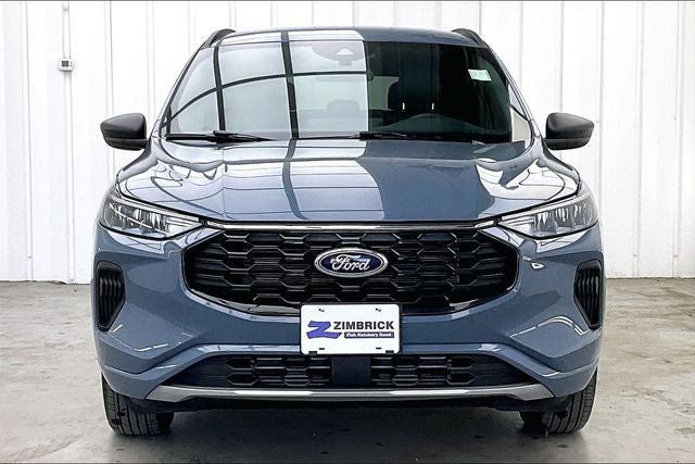 Used 2024 Ford Escape ST-Line w/ Tech Pack #1 AWD/4WD image 3