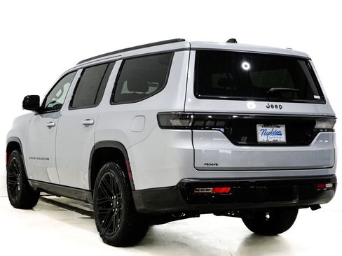 New 2026 Jeep Grand Wagoneer Limited AWD/4WD image 8