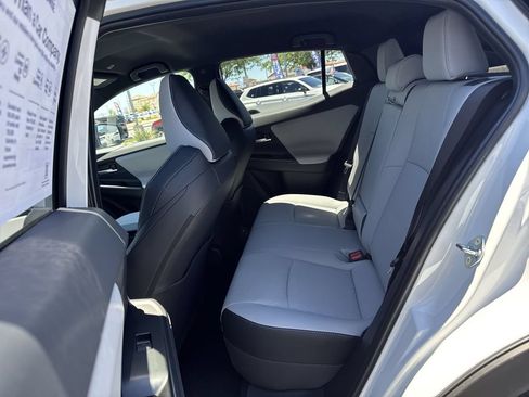New 2026 Subaru Uncharted AWD image 24