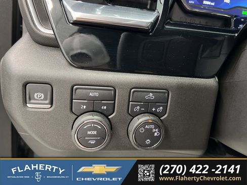 Used 2025 Chevrolet Silverado 1500 LT AWD/4WD image 23