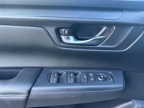Certified 2025 Honda CR-V LX image 13
