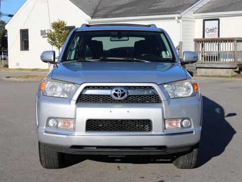 Used 2011 Toyota 4Runner SR5 image 12