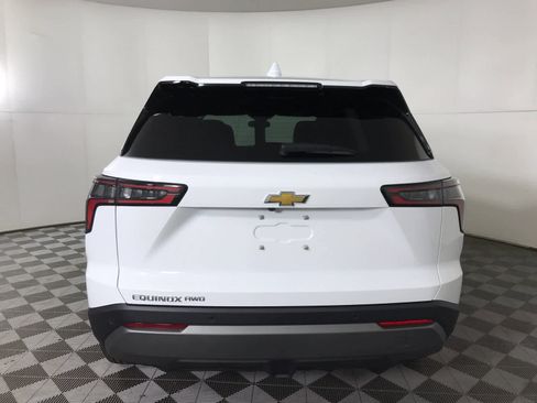 New 2026 Chevrolet Equinox LT image 7
