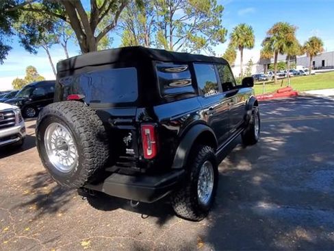 Used 2022 Ford Bronco Badlands image 7