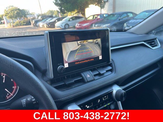 Used 2024 Toyota RAV4 LE FWD image 20