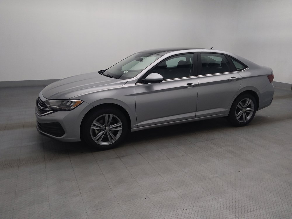 Used 2023 Volkswagen Jetta SE w/ Panoramic Sunroof Package FWD image 2