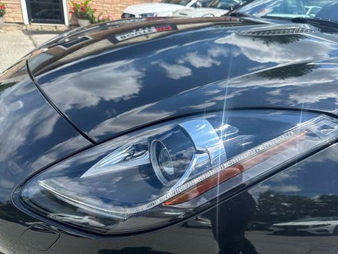 Used 2016 Jaguar F-TYPE Coupe RWD image 17