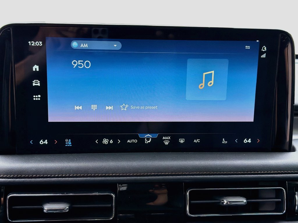 Used 2025 Lincoln Aviator AWD w/ Equipment Group 101A image 17