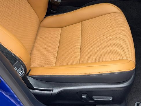 Used 2025 Lexus IS 350 F Sport image 44