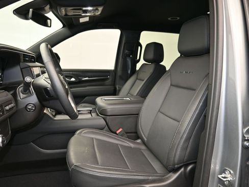 Certified 2024 GMC Yukon Denali image 12