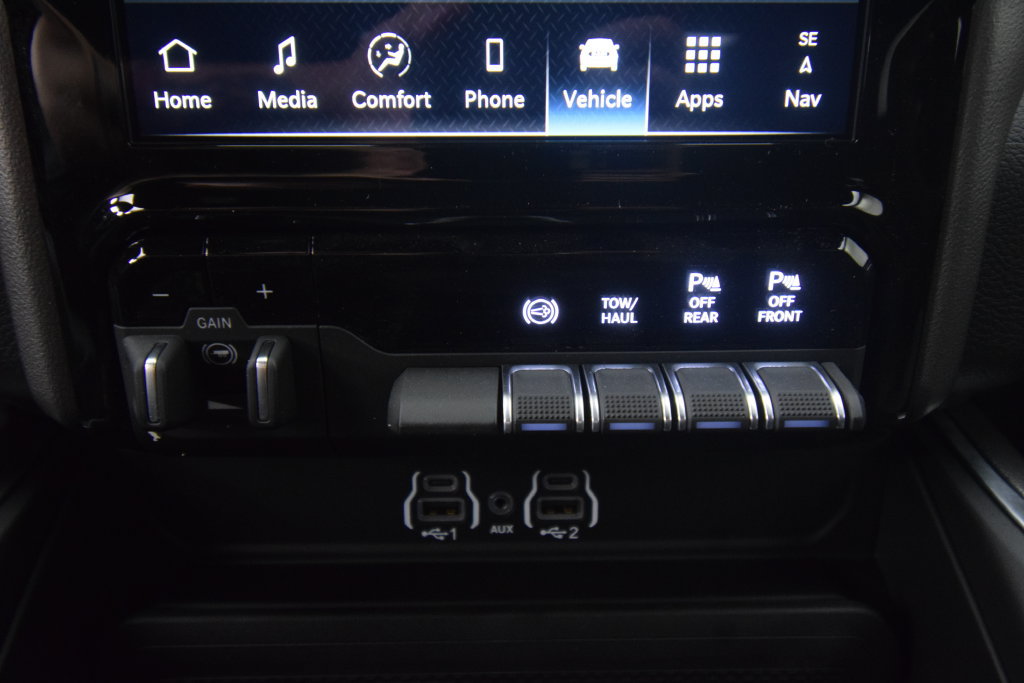 New 2026 RAM 3500 Big Horn AWD/4WD image 25