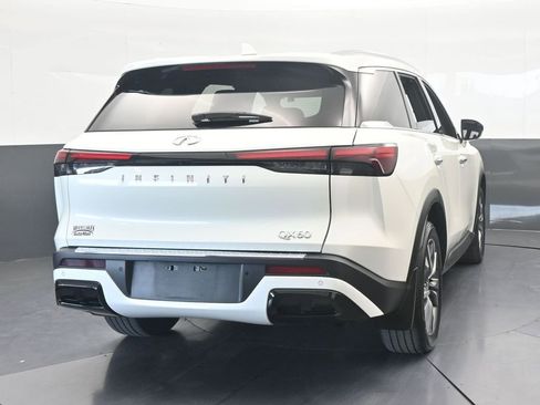 Used 2023 INFINITI QX60 Luxe w/ Performance Audio Package image 5