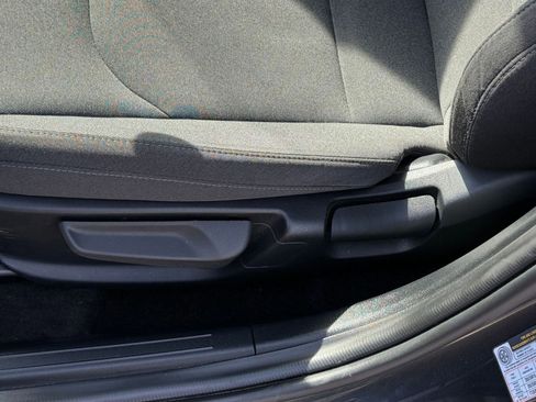 Used 2025 Kia K4 LXS image 24