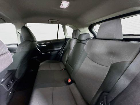 Certified 2023 Toyota RAV4 XLE FWD image 28