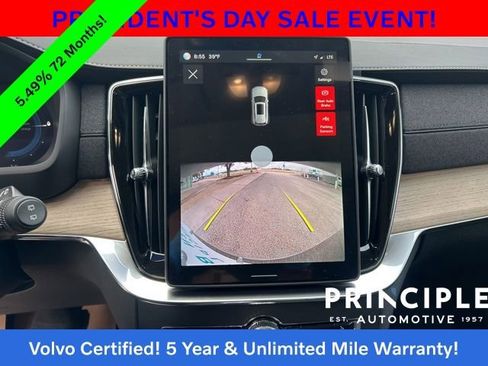 Certified 2025 Volvo XC90 T8 Core image 16